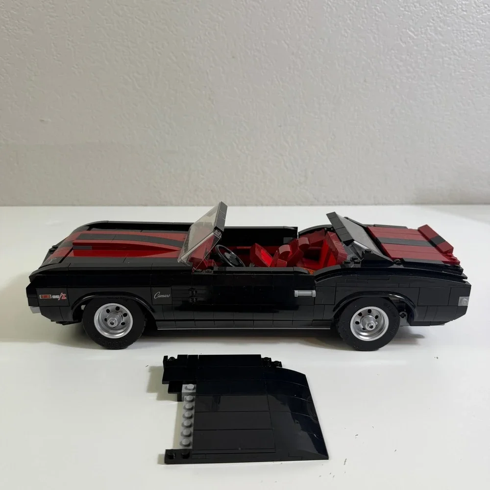 LEGO Icons Chevrolet Camaro Z28 10304 1969 Muscle Car Black Red Stripes Set